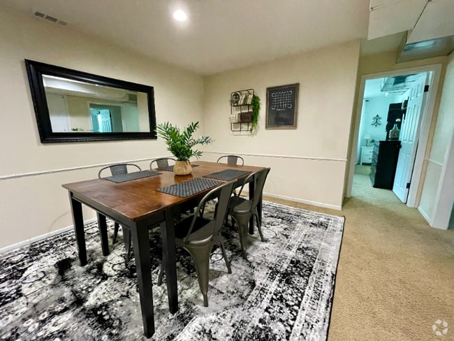 Building Photo - 11230 SW 90th Ave Rental