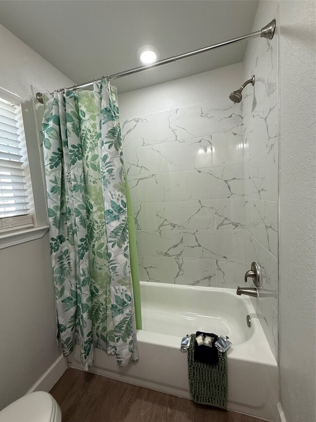 Photo - 3610 Newton Dr