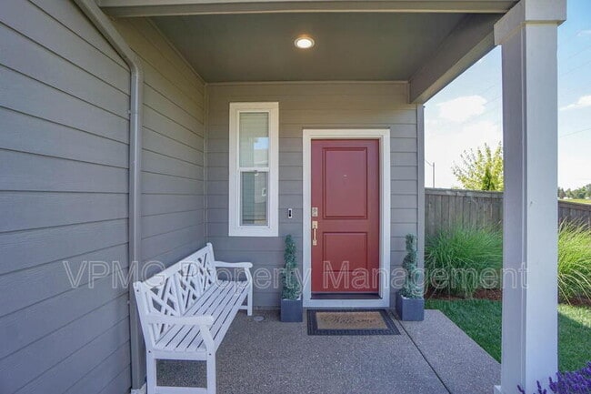 Photo - 8501 N 1st St