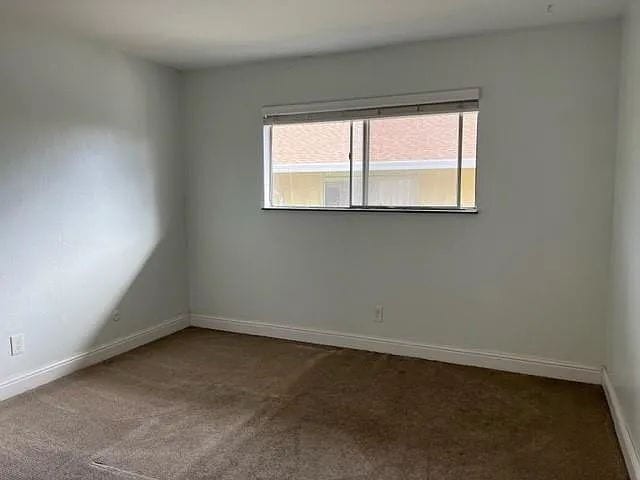 Photo - 2 bedroom 1 bth upper unit Unit D