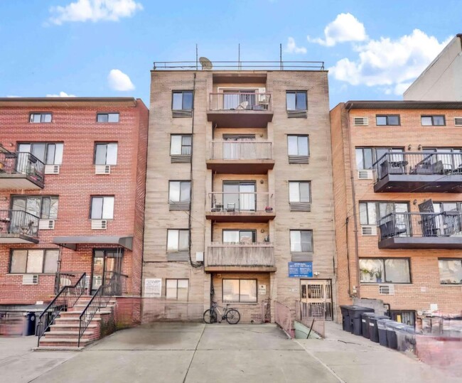 Photo - 75-58-75113 113th St Unidad 4 A Rental