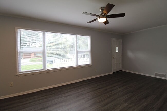 Photo - 3 Bedroom 1 Bath Home In Prairie Village