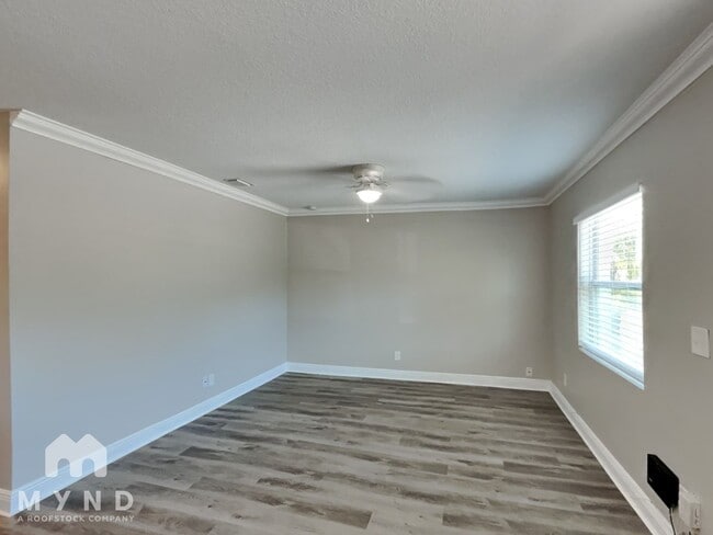 Photo - 4410 N 37th St