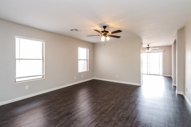 151 S Parkwood