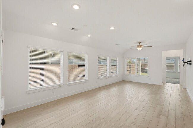 Photo - 10035 Crescendo Wy