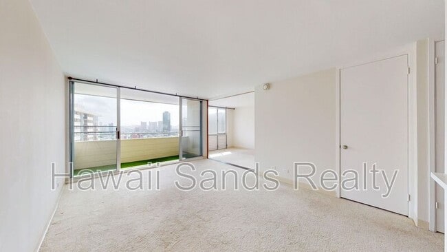 Photo - 780 Amana St