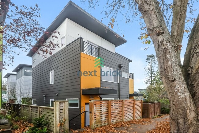 Photo - A beautiful 3 bed and 2 bathroom house for rent