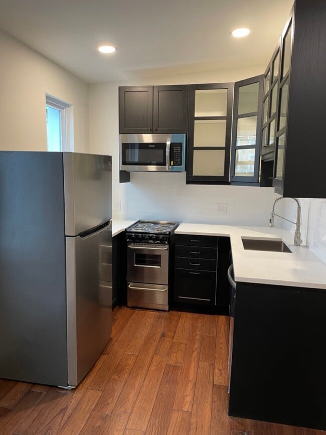 Building Photo - 178 Bridge Street Unit 300