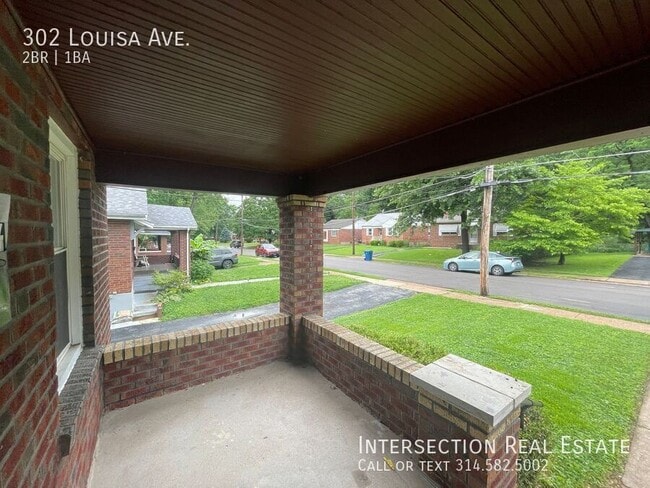 Photo - 302 Louisa Ave