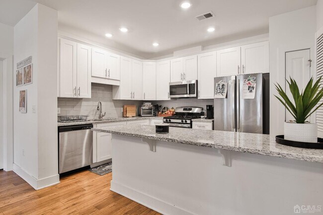 Photo - 735 Stiller Ln