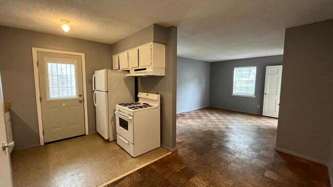 Kitchen with family room front - 354 Williford St Unit 354 Williford
