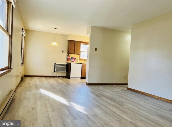 Photo - 444 E Holly Ave Apartment Unit G
