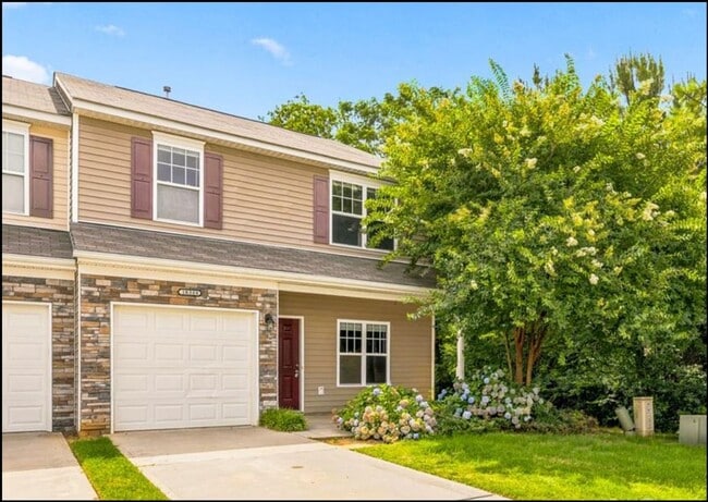 Building Photo - 10308 Cloyne Ct