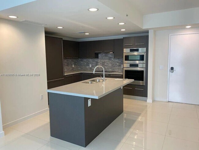 Photo - 7661 NW 107th Ave Unit 405