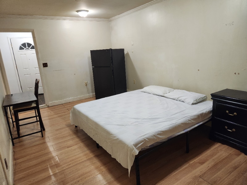 Photo - 18 Terrace Ave Unit Studio