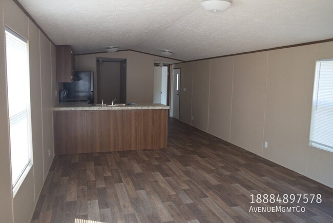 111 Old Tavern Ln