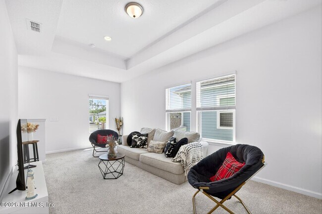 Photo - 168 Torres Trce