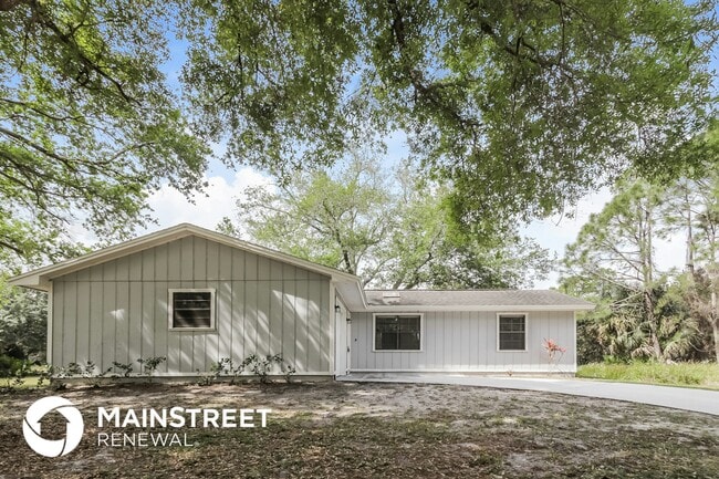 Building Photo - 1072 Genesee Ave SE