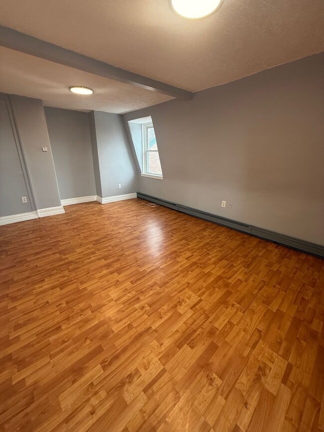 Photo - 104 Dubois St Unit 2