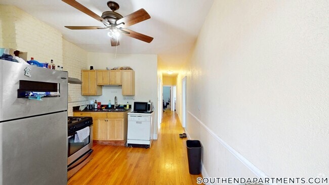 Building Photo - 86 Hammond St Rental