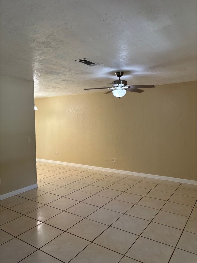 Photo - 322 Canal Rd Unit D