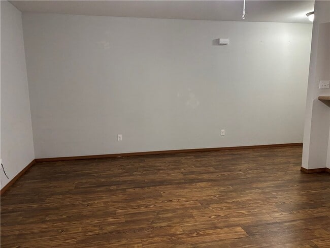 Photo - 112 Sage St