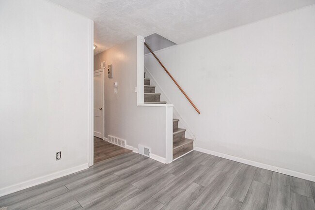 Photo - 3822 W 133rd St Unit Rear