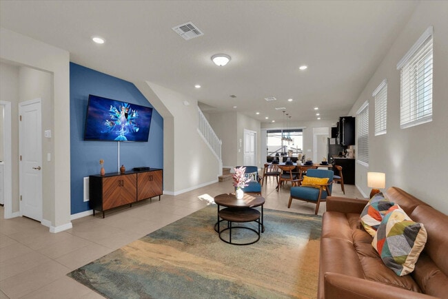 Building Photo - 3421 Lilac Wy Unit ID1248723P Rental