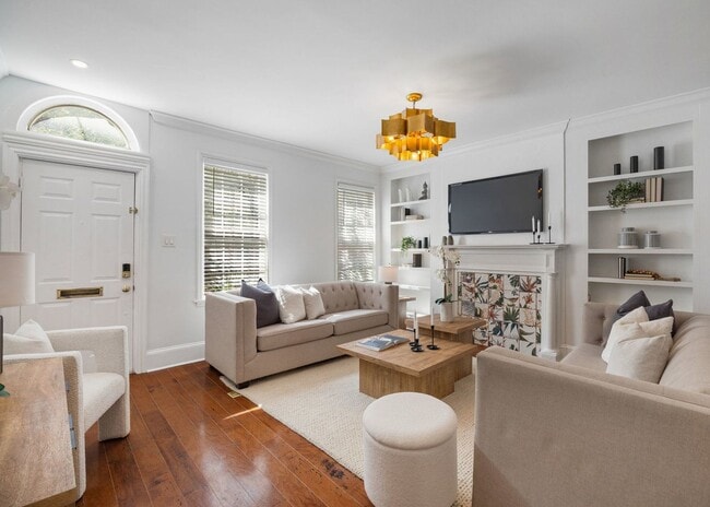 Photo - 129 Bainbridge St