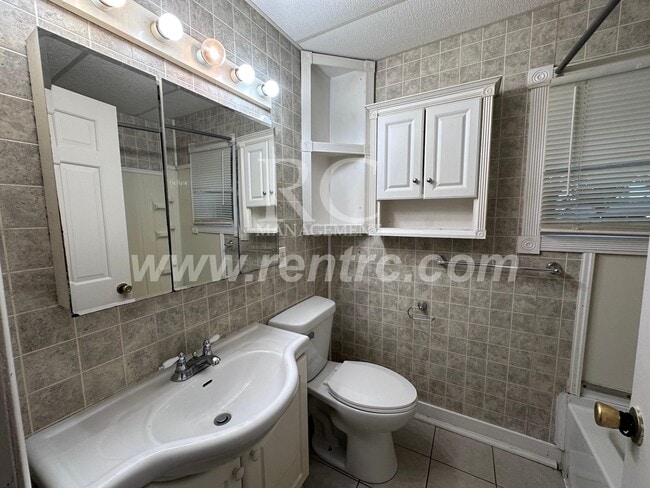 Photo - 705 Harmon-