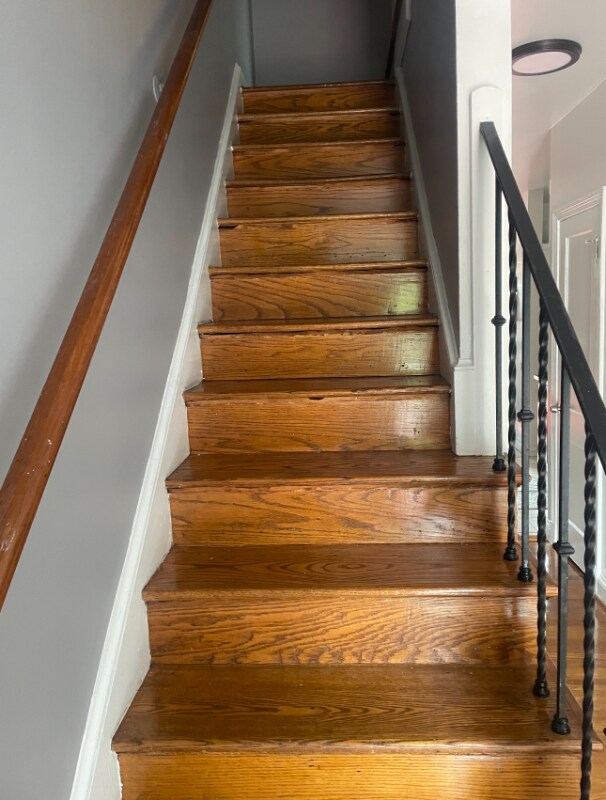 Photo - 250 Division Ave NE