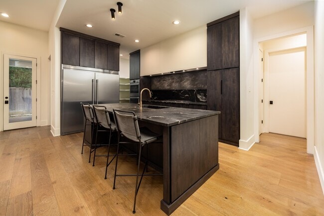 Building Photo - 4167 Meade Village Cv