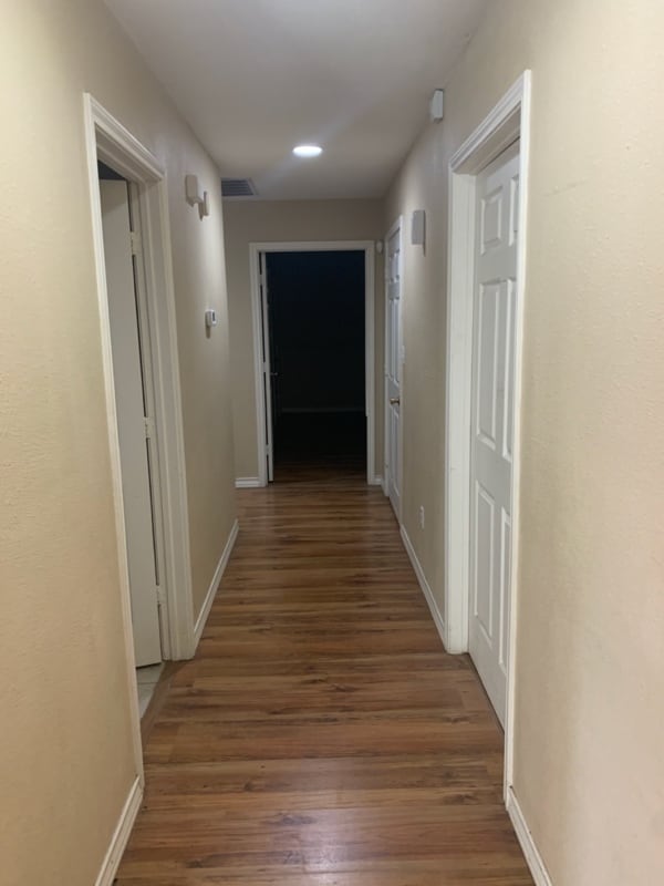 Photo - 917 N Hancock Ave