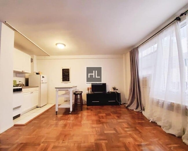 EAST 55 STREET - EAST 55 STREET Apartamento Unidad 2A