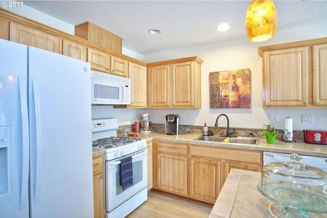 Photo - 11218 SE Adamson Ct