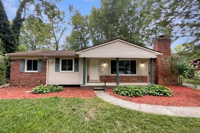 Building Photo - 11299 Messmore Rd Rental
