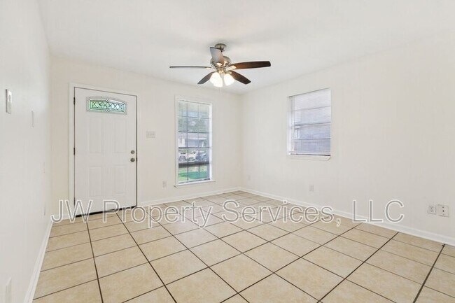 Photo - 2501 Delery St