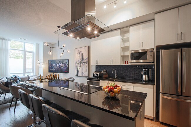 Photo - 333A Adelaide St E Unit ID1034613P