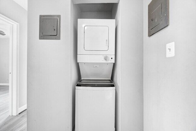 Photo - 2407 21st Pl NE Unit #2