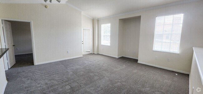 Building Photo - Gated Community in Palm Estates 2/2/1 Rental