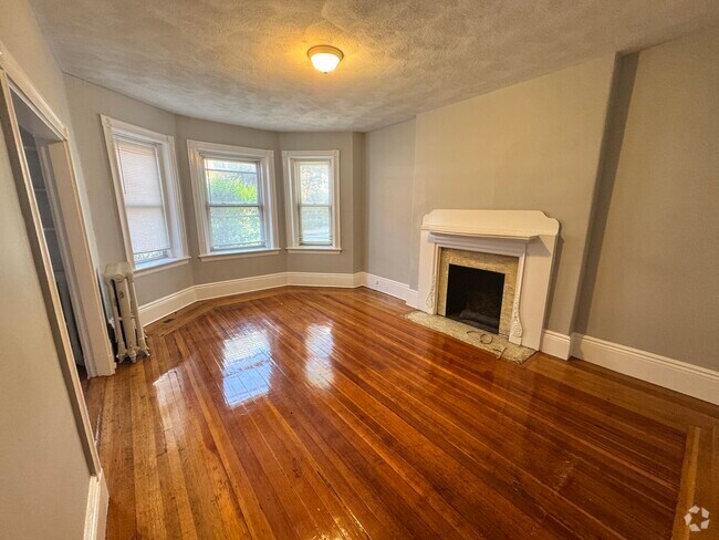 Building Photo - 11 Park St Rental
