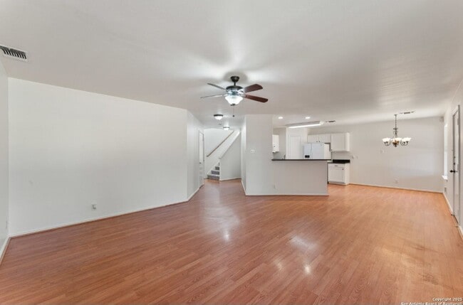 Photo - 8207 Galespoint