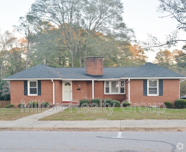 Building Photo - 119 S Aiken St Rental