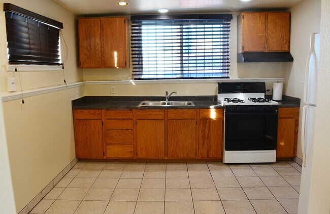 Photo - 508 Lincoln Rd E Unit C