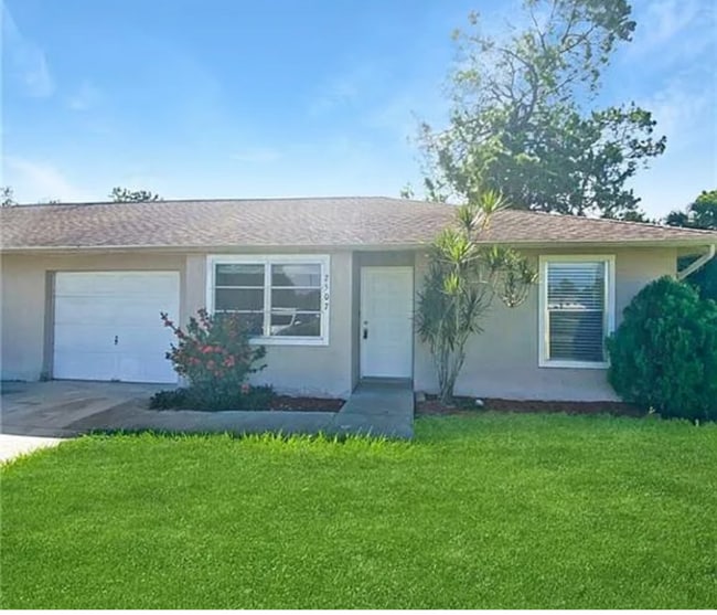 Building Photo - 2507 Matena Ave S Rental