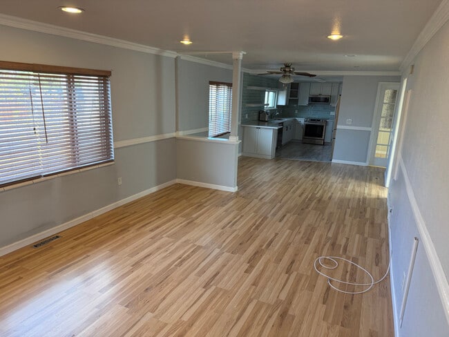 Photo - 6204 S Prince St