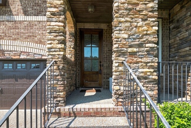 Photo - 5128 Mountainbrook Cir