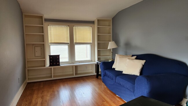 Photo - 228 S Church St Unit 1