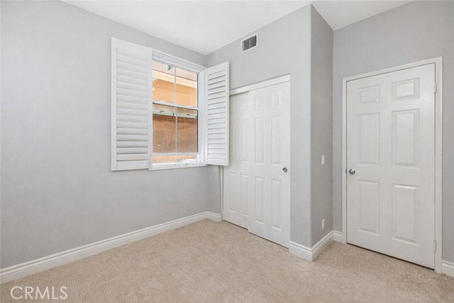 Photo - 16 Ellistone