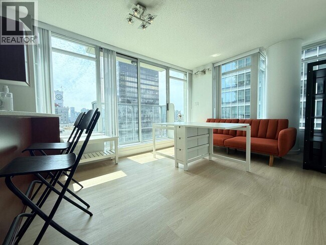 Photo - 610 Granville St Unit 1407